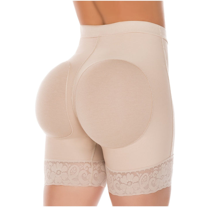 Short levanta cola con huecos 0316-1