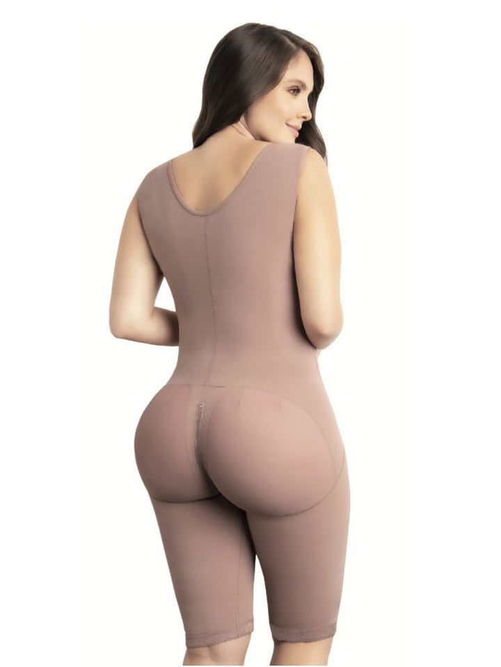 Faja fajate completa con sujetador tres niveles de corchetes en abdomen