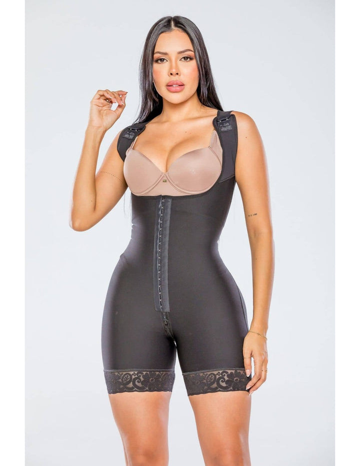 Faja senos libres pstquirúrgica con compresion invisible stagmi – smi7131