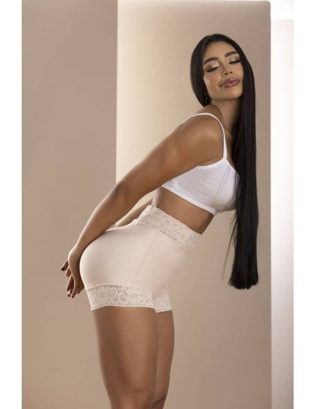 FAJA REDUCTORA ULTRA INVISIBLE SHORT DE ALTA COMPRESION Y REALCE NATURAL FPI862